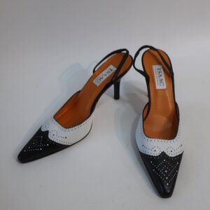NWOB Womens Isaac Mizrahi Black White Leather Slingback Pumps Heels 8